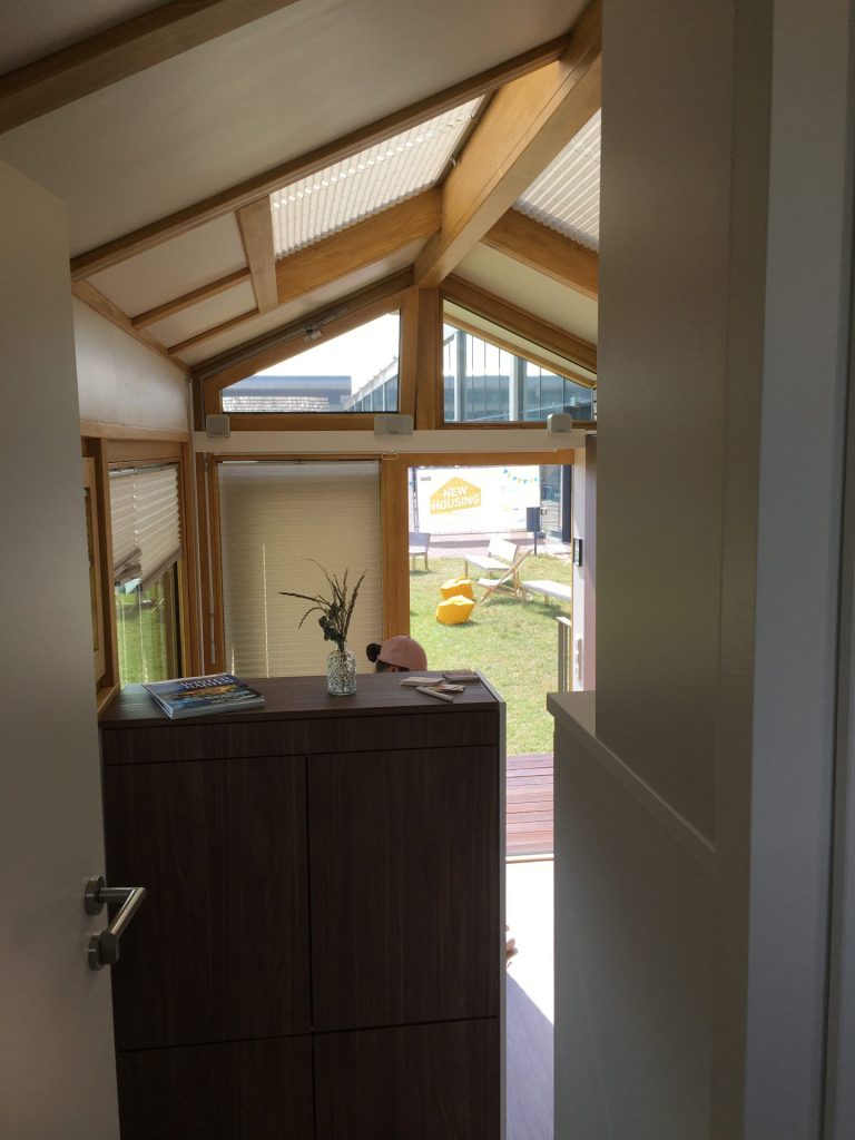 03D81829-8094-4266-8993-B21E7470E770