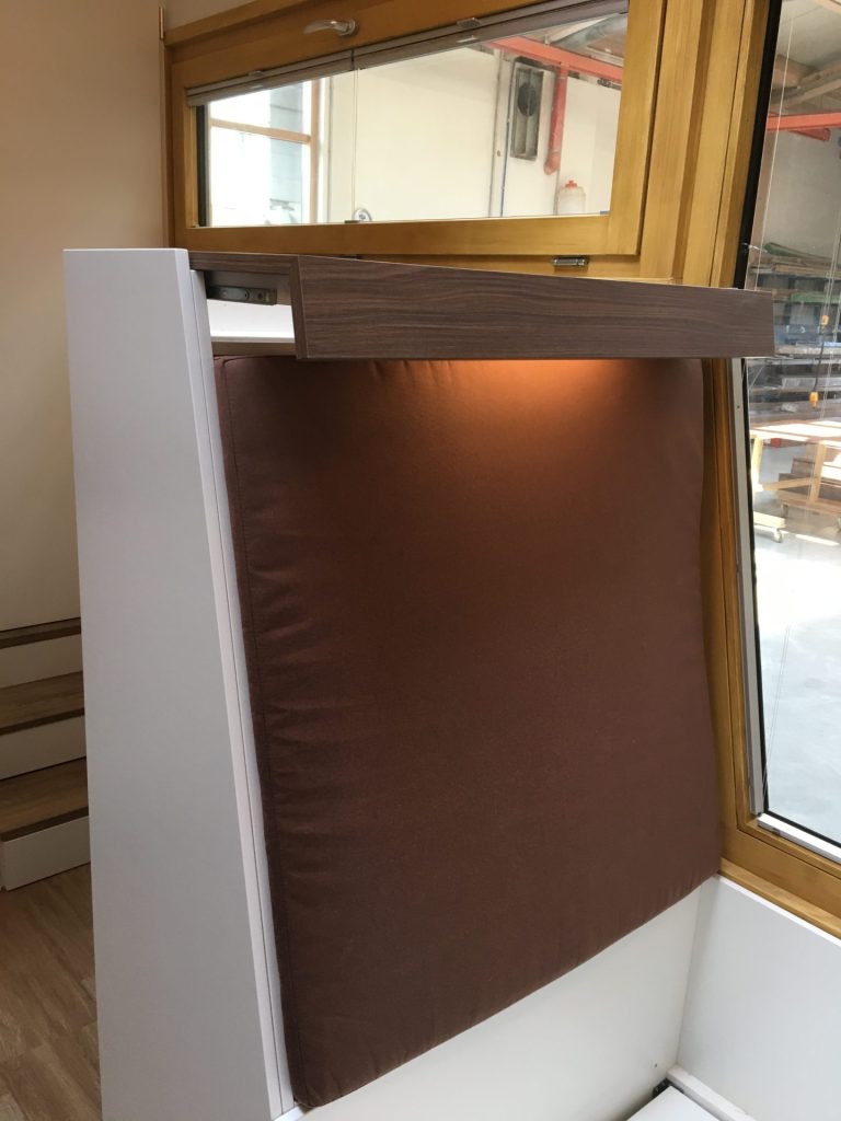 C68073DA-2519-47CD-A77E-37A0977A34C5